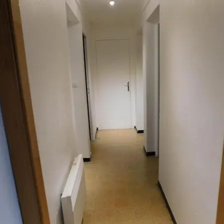 Apartment F4